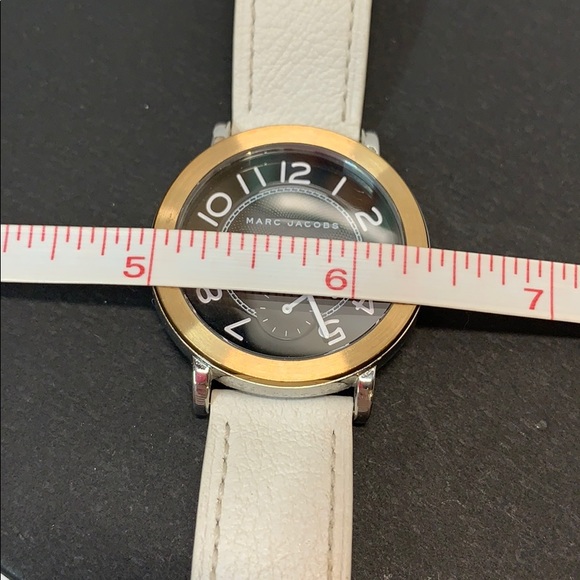 EUC Marc by Marc Jacobs White Leather Watch - Picture 5 of 16